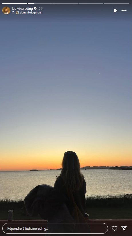 Capture decran 2025 08 20 162729 En maillot sous le soleil, Ludivine Reding fait tourner les têtes