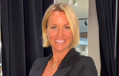 Émily Bégin surprend avec ses choix de tenues…et les commentaires fusent! 1 Émily Bégin surprend avec ses choix de tenues…et les commentaires fusent! Capture decran 2025 08 23 191734 Émily Bégin surprend avec ses choix de tenues…et les commentaires fusent!