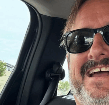 Guillaume Lambert signe le commentaire le plus drôle après l’accident de vélo de Rémi-Pierre Paquin 3 Guillaume Lambert signe le commentaire le plus drôle après l’accident de vélo de Rémi-Pierre Paquin Capture decran 2025 08 28 064402 Guillaume Lambert signe le commentaire le plus drôle après l’accident de vélo de Rémi-Pierre Paquin