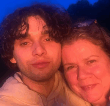 Marina Orsini partage des moments précieux avec son fils pour ses 23 ans 2 Marina Orsini partage des moments précieux avec son fils pour ses 23 ans Capture decran 2025 08 29 101333 Marina Orsini partage des moments précieux avec son fils pour ses 23 ans