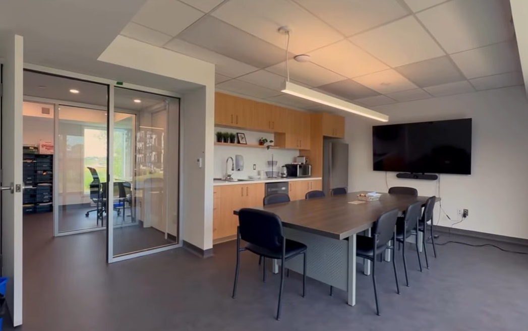 Capture decran 2025 08 30 081633 Voyez la nouvelle Maison Véro & Louis, pensée pour changer des vies