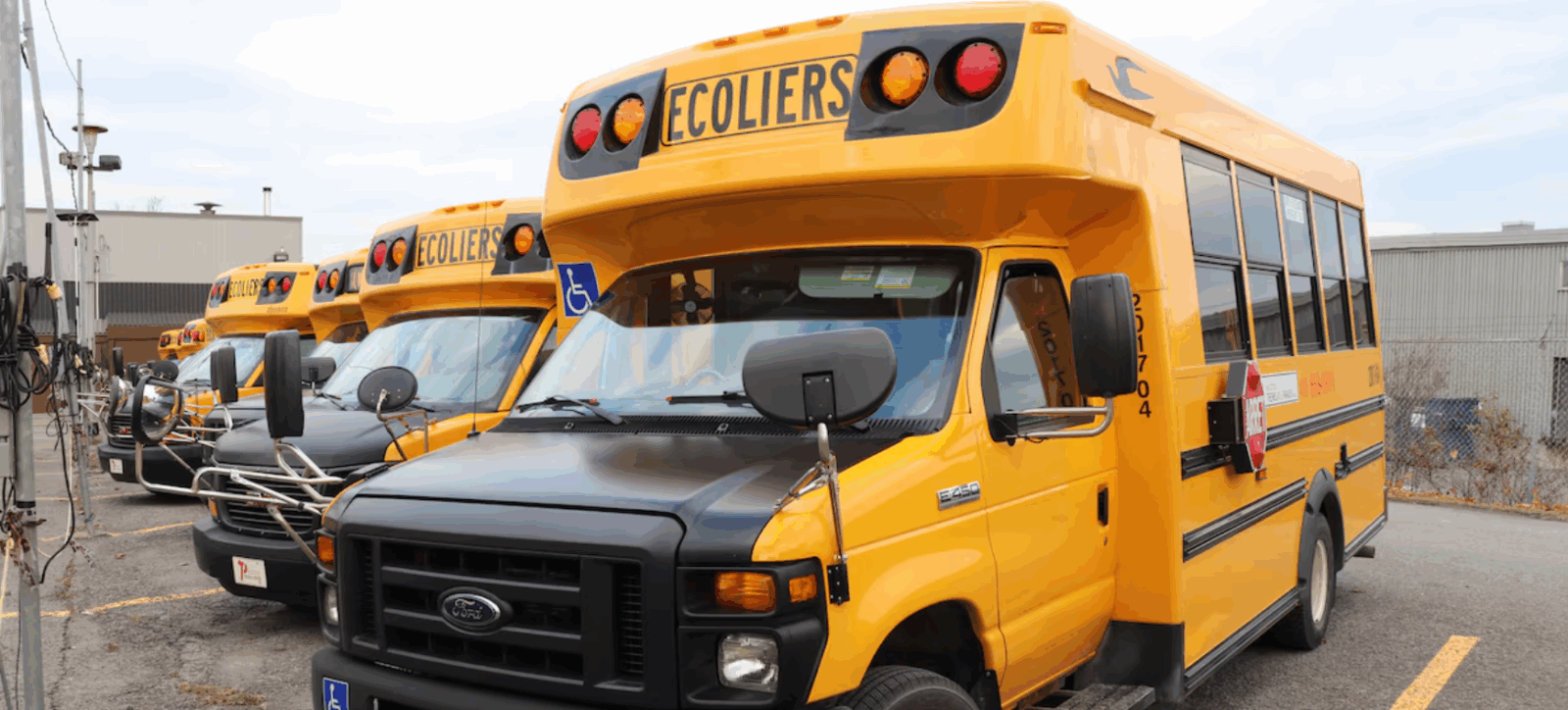 Fin du transport scolaire gratuit : des centaines de familles québécoises frappées par la facture 1 Fin du transport scolaire gratuit : des centaines de familles québécoises frappées par la facture Capture decran 2025 08 30 151213 Fin du transport scolaire gratuit : des centaines de familles québécoises frappées par la facture
