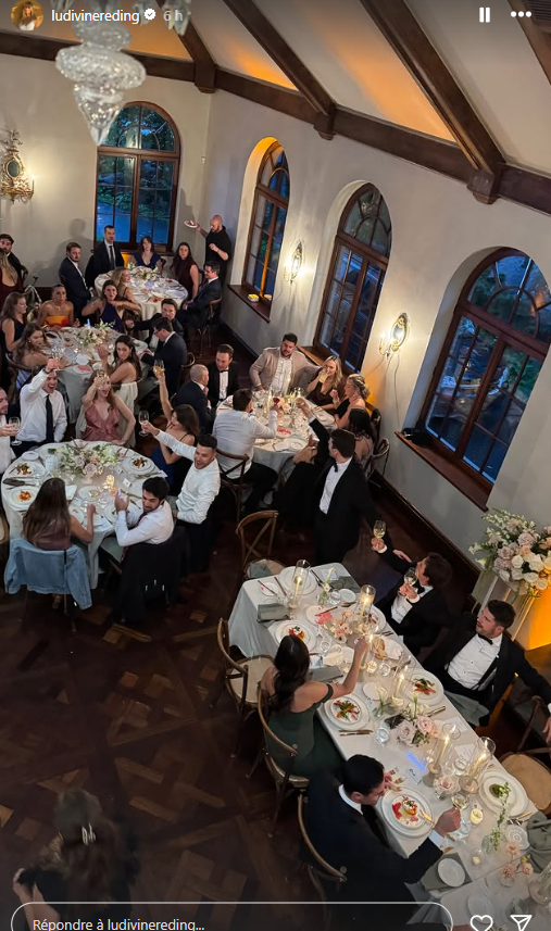 Ludivine Reding fait tourner les têtes lors d'un mariage chic 3 Ludivine Reding fait tourner les têtes lors d'un mariage chic Capture decran 2025 08 31 084148 Ludivine Reding fait tourner les têtes lors d'un mariage chic