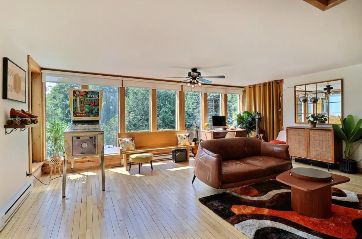 Mathieu Gratton met en vente sa charmante maison jaune de Scotstown 10 Mathieu Gratton met en vente sa charmante maison jaune de Scotstown Capture decran 2025 08 31 101225 Mathieu Gratton met en vente sa charmante maison jaune de Scotstown