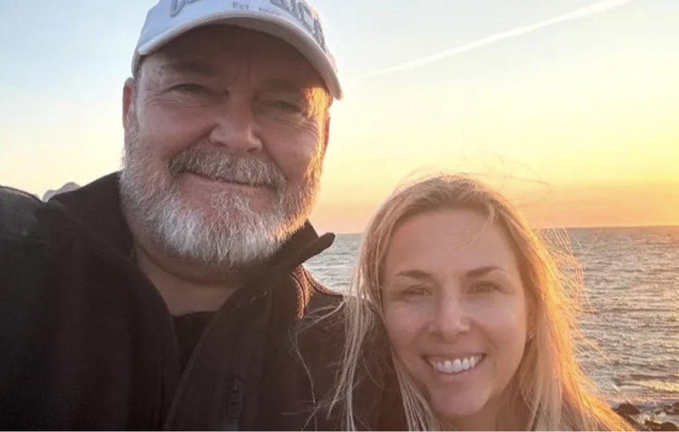 Voici le nouveau look pour Jean-Michel Anctil après son opération! 2 Voici le nouveau look pour Jean-Michel Anctil après son opération! Capture decran le 2025 08 01 a 13.18.21 Voici le nouveau look pour Jean-Michel Anctil après son opération!