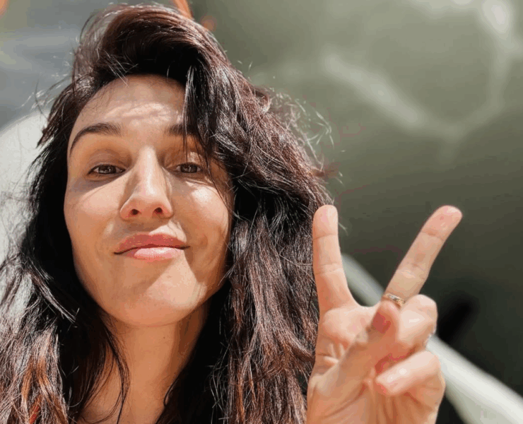 Capture decran le 2025 08 13 a 11.05.50 e1755097604544 Bianca Gervais brille dans une robe moulante qui fait tourner les têtes