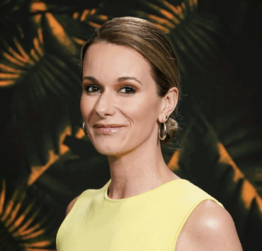 Capture decran le 2025 08 15 a 09.17.54 e1755263940636 L'animatrice Monic Néron officialise sa relation avec un politicien bien connu