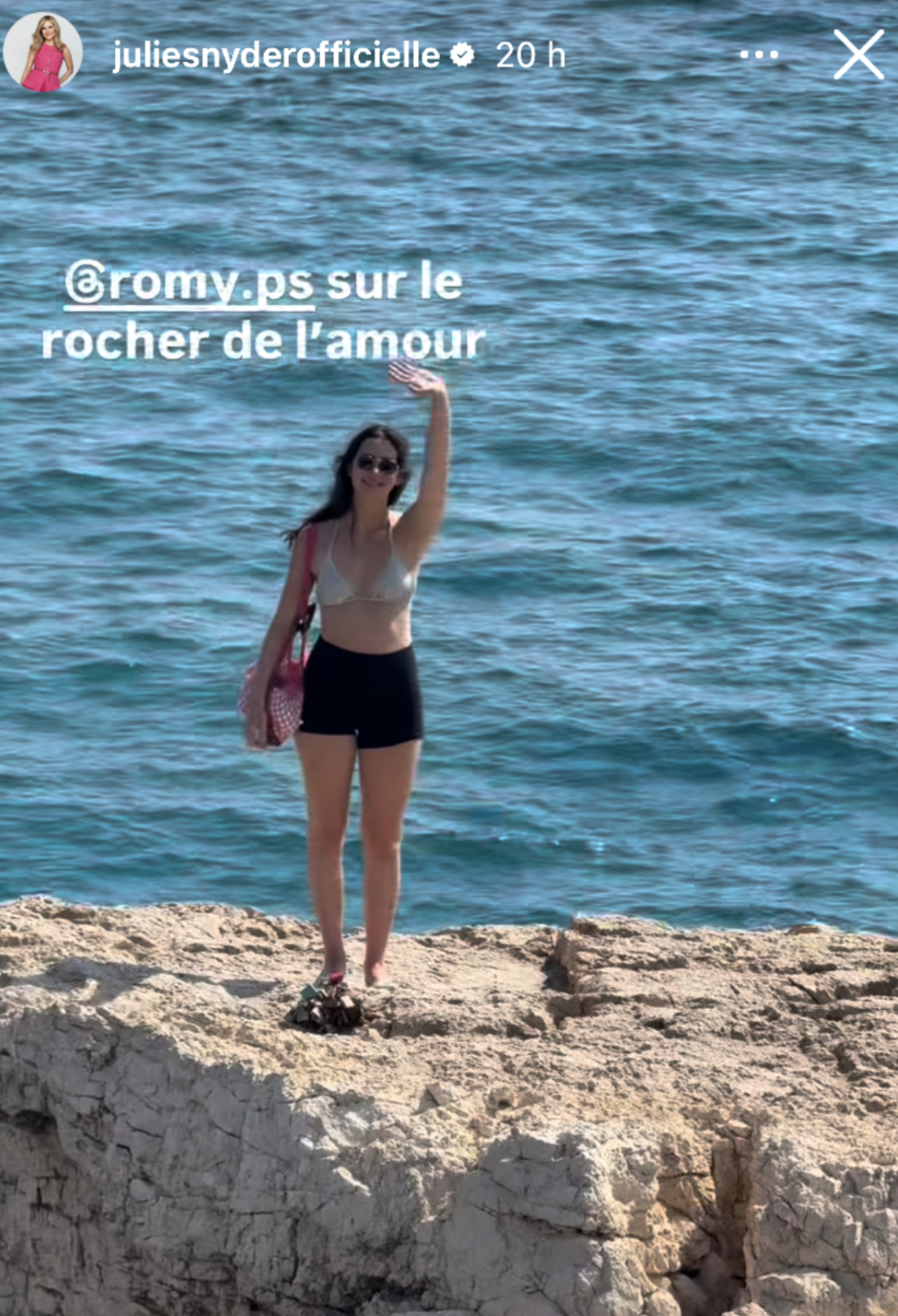 Capture decran le 2025 08 26 a 08.27.58 Julie Snyder partage toutes les photos de son voyage à l’étranger avec ses enfants