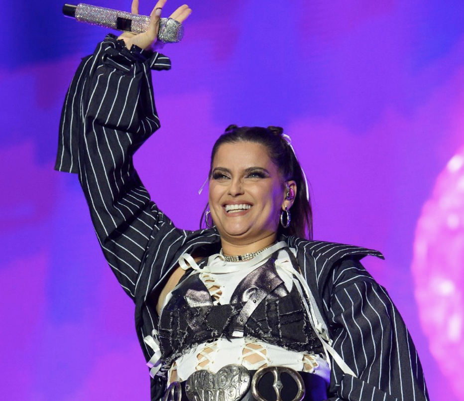 Nelly Furtado réplique aux critiques sur son poids avec un look audacieux 1 Nelly Furtado réplique aux critiques sur son poids avec un look audacieux Capture decran le 2025 08 27 a 12.20.22 e1756311687361 Nelly Furtado réplique aux critiques sur son poids avec un look audacieux