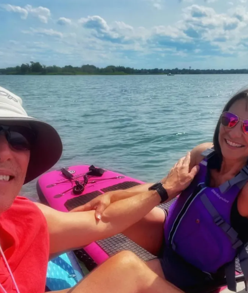 Stéphane Demers n’est plus un cœur à prendre: découvrez qui partage sa vie! 2 Stéphane Demers n’est plus un cœur à prendre: découvrez qui partage sa vie! Capture decran 2025 09 01 053151 Stéphane Demers n’est plus un cœur à prendre: découvrez qui partage sa vie!