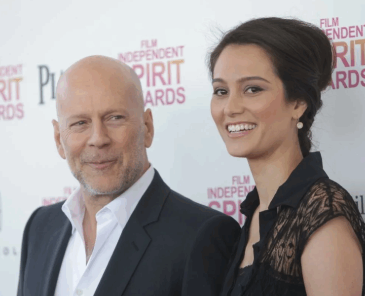 Capture decran 2025 09 01 053642 Bruce Willis placé en maison médicalisée : sa femme brise le silence face aux critiques