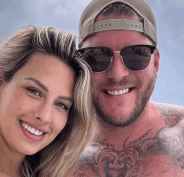 L’ancienne amoureuse de Mathieu Baron pose avec sa maman : la ressemblance est frappante! 3 L’ancienne amoureuse de Mathieu Baron pose avec sa maman : la ressemblance est frappante! Capture decran 2025 09 02 072830 1 L’ancienne amoureuse de Mathieu Baron pose avec sa maman : la ressemblance est frappante!