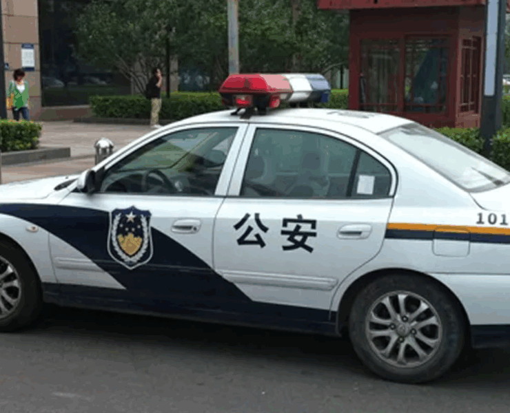 Capture decran 2025 09 02 073609 Prisonnière 30 heures, elle écrit un SOS avec son propre sang : une histoire digne d’un film