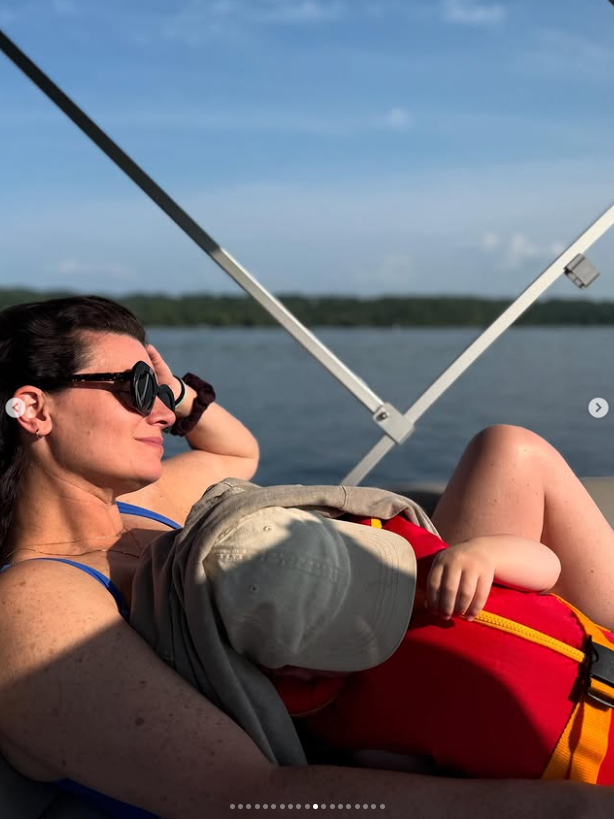 Marie-Éve Janvier dévoile ses moments précieux de l'été 3 Marie-Éve Janvier dévoile ses moments précieux de l'été Capture decran 2025 09 07 162139 Marie-Éve Janvier dévoile ses moments précieux de l'été