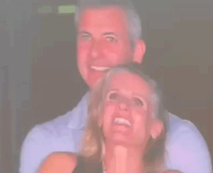 Capture decran 2025 09 10 034548 Le mari de la femme filmée dans les bras de son patron à un concert de Coldplay brise le silence