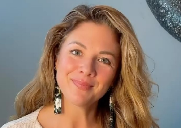Une photo intime de Sophie Grégoire Trudeau en plein allaitement déclenche une vague de réactions 1 Une photo intime de Sophie Grégoire Trudeau en plein allaitement déclenche une vague de réactions Capture decran 2025 09 12 042154 1 Une photo intime de Sophie Grégoire Trudeau en plein allaitement déclenche une vague de réactions