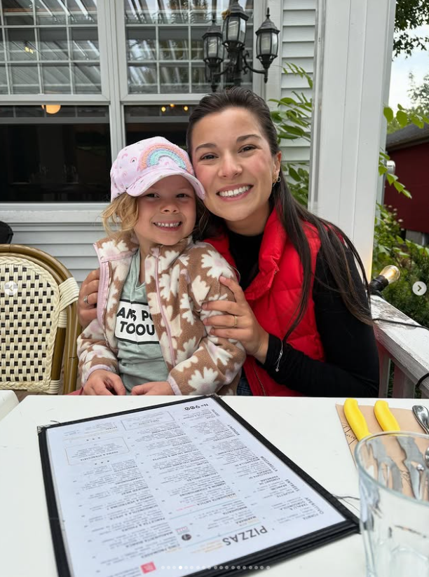 Audrey-Louise Beauséjour fête les 4 ans de sa fille avec une pluie de photos attendrissantes ! 7 Audrey-Louise Beauséjour fête les 4 ans de sa fille avec une pluie de photos attendrissantes ! Capture decran 2025 09 23 145049 Audrey-Louise Beauséjour fête les 4 ans de sa fille avec une pluie de photos attendrissantes !
