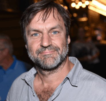Benoît Gouin nous présente son amoureuse de longue date! 3 Benoît Gouin nous présente son amoureuse de longue date! Capture decran 2025 09 29 093605 Benoît Gouin nous présente son amoureuse de longue date!