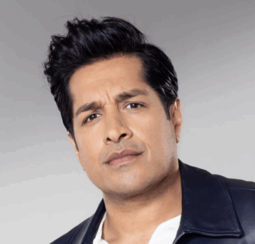 Sugar Sammy publie une rare photo avec sa conjointe en plein tournage 4 Sugar Sammy publie une rare photo avec sa conjointe en plein tournage Capture decran le 2025 09 01 a 09.37.25 e1756733902667 Sugar Sammy publie une rare photo avec sa conjointe en plein tournage