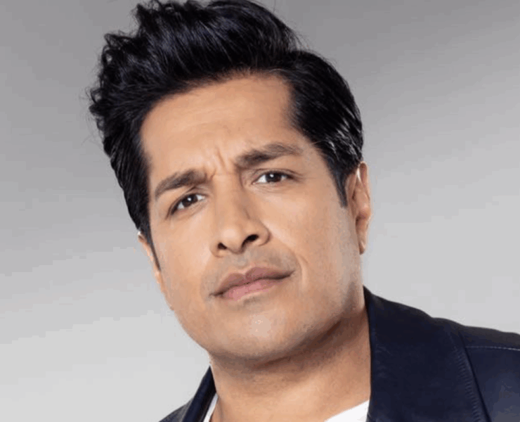 Capture decran le 2025 09 01 a 09.37.25 e1756733902667 Sugar Sammy publie une rare photo avec sa conjointe en plein tournage