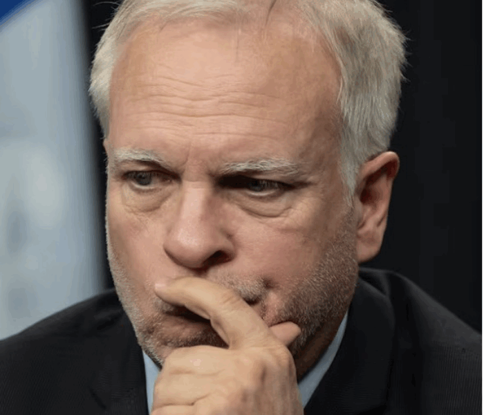 Capture decran le 2025 09 04 a 07.42.33 e1756986189228 le Dr Luc Boileau quitte officiellement son poste à la Santé publique...Sa remplaçante est bien connue du grand public