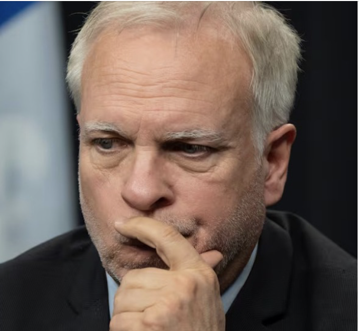 le Dr Luc Boileau quitte officiellement son poste à la Santé publique...Sa remplaçante est bien connue du grand public 1 le Dr Luc Boileau quitte officiellement son poste à la Santé publique...Sa remplaçante est bien connue du grand public Capture decran le 2025 09 04 a 07.42.33 e1756986189228 le Dr Luc Boileau quitte officiellement son poste à la Santé publique...Sa remplaçante est bien connue du grand public