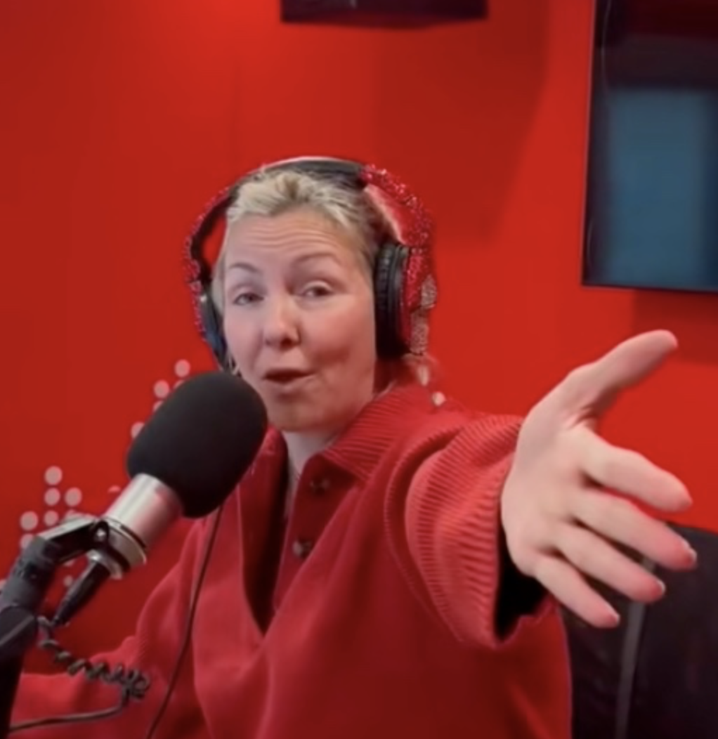 Véronique Cloutier réplique sans détour aux attaques de sa cousine sur le web 1 Véronique Cloutier réplique sans détour aux attaques de sa cousine sur le web Capture decran le 2025 09 05 a 13.05.27 Véronique Cloutier réplique sans détour aux attaques de sa cousine sur le web