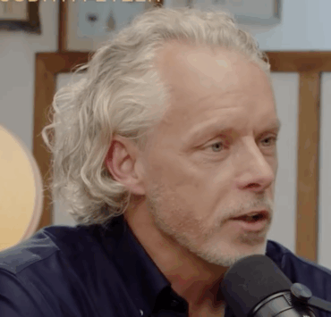 Capture decran le 2025 09 08 a 14.04.26 e1757354725289 François Lambert : « J’avais une peur bleue de me faire battre » [vidéo]