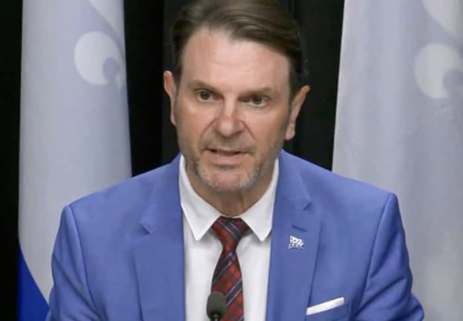 François Legault a commis une erreur majeure dans son remaniement, selon Mario Dumont 2 François Legault a commis une erreur majeure dans son remaniement, selon Mario Dumont Capture decran le 2025 09 10 a 17.56.53 François Legault a commis une erreur majeure dans son remaniement, selon Mario Dumont