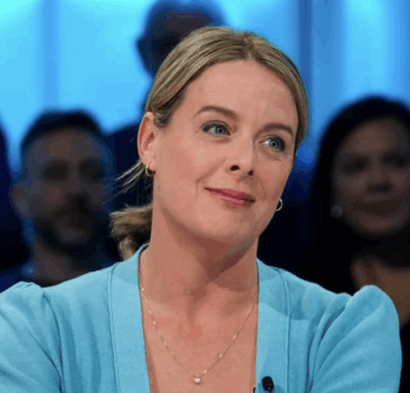 Capture decran le 2025 09 15 a 10.20.04 e1757946060330 Julie Le Breton s’affiche en couple pour la première fois en public [ photos ]