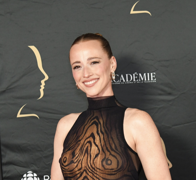 Karine Vanasse s’affiche pour la première fois en public avec son amoureux bien connu 1 Karine Vanasse s’affiche pour la première fois en public avec son amoureux bien connu Capture decran le 2025 09 16 a 08.53.45 e1758027436877 Karine Vanasse s’affiche pour la première fois en public avec son amoureux bien connu