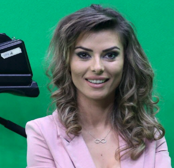 Une chaîne albanaise innove pour relancer son journal télévisé 2 Une chaîne albanaise innove pour relancer son journal télévisé Capture decran le 2025 09 27 a 21.47.17 Une chaîne albanaise innove pour relancer son journal télévisé