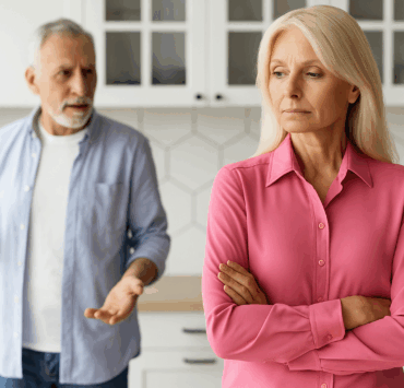 Pourquoi, en vieillissant, des femmes s’éloignent de leur mari ? 5 Pourquoi, en vieillissant, des femmes s’éloignent de leur mari ? femme33 e1757429415730 Pourquoi, en vieillissant, des femmes s’éloignent de leur mari ?