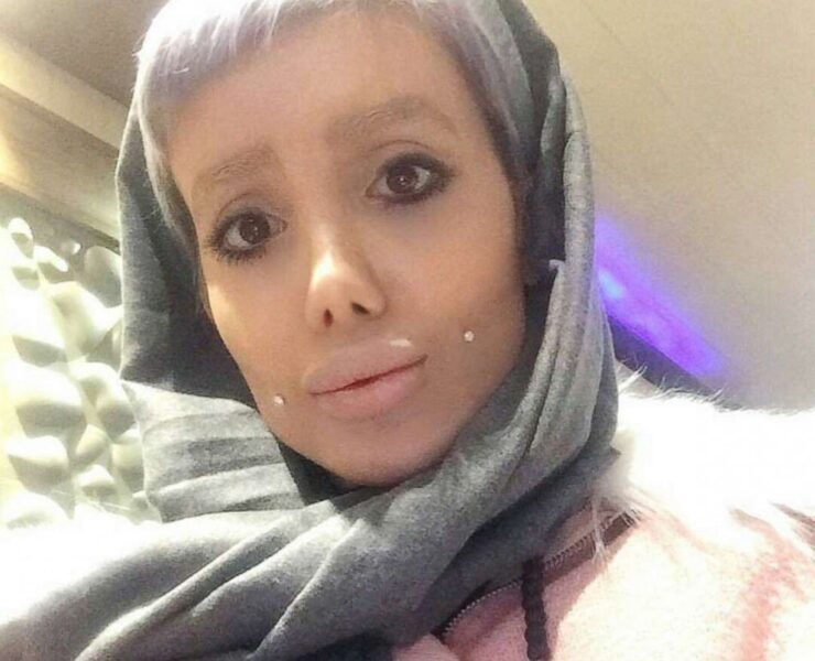 Le vrai visage du « sosie raté d’Angelina Jolie » : ce que Sahar Tabar a révélé au monde