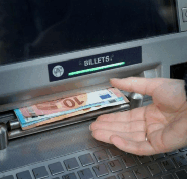 Capture decran 2025 10 02 034331 “Gardez de l’argent liquide chez vous !” : la Banque centrale lance une alerte et recommande cette somme à avoir en cash à la maison