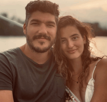 Capture decran 2025 10 02 044502 La conjointe de Jason Roy Léveillée répond avec force aux « Monique » qui ont critiqué sa robe