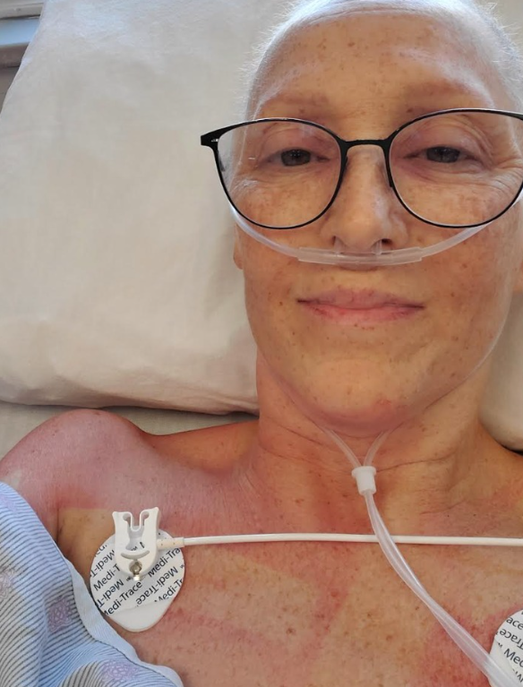 Capture decran 2025 10 02 111528 1 1 an après son diagnostic, Julie Drolet dévoile en 20 images-choc son combat contre le cancer