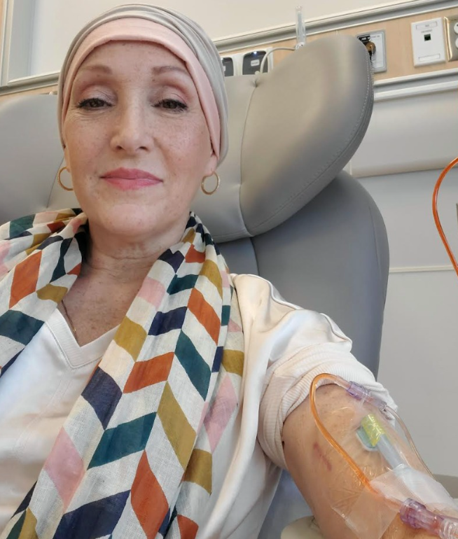 Capture decran 2025 10 02 111755 1 an après son diagnostic, Julie Drolet dévoile en 20 images-choc son combat contre le cancer