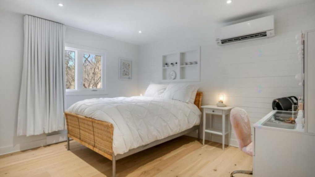 Capture decran 2025 10 11 102534 Marc Labrèche vient de vendre sa maison pour 2 500 000$ et voici toutes les photos