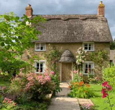 Elle héberge des sans-abri par bonté… et risque aujourd’hui de perdre sa maison 3 Elle héberge des sans-abri par bonté… et risque aujourd’hui de perdre sa maison Capture decran 2025 10 12 031614 Elle héberge des sans-abri par bonté… et risque aujourd’hui de perdre sa maison