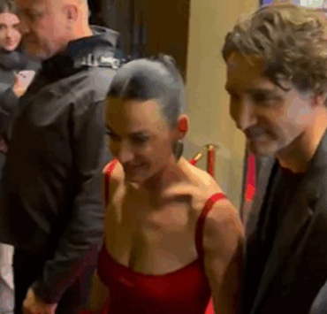 Ils confirment leur relation à Paris : Justin Trudeau et Katy Perry officiellement en couple ! 3 Ils confirment leur relation à Paris : Justin Trudeau et Katy Perry officiellement en couple ! Capture decran 2025 10 26 131810 Ils confirment leur relation à Paris : Justin Trudeau et Katy Perry officiellement en couple !