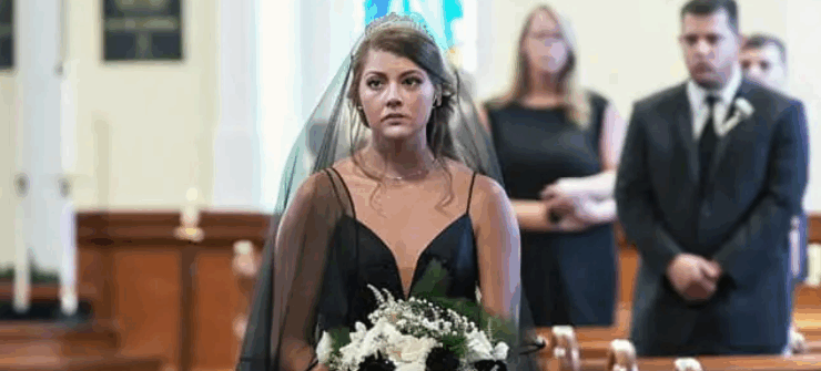 Capture decran 2025 10 30 054622 e1761902466411 La robe de mari&eacute;e de ma fille &eacute;tait toute noire&hellip; et ce qu&rsquo;elle a r&eacute;v&eacute;l&eacute; a glac&eacute; tout le monde