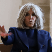 Capture decran 2025 10 31 051226 “Macron est foutu mais à un point” : la voyante qui choque la France avec une prophétie déconcertante sur l’avenir du pays