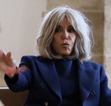 “Macron est foutu mais à un point” : la voyante qui choque la France avec une prophétie déconcertante sur l’avenir du pays 2 “Macron est foutu mais à un point” : la voyante qui choque la France avec une prophétie déconcertante sur l’avenir du pays Capture decran 2025 10 31 051226 “Macron est foutu mais à un point” : la voyante qui choque la France avec une prophétie déconcertante sur l’avenir du pays