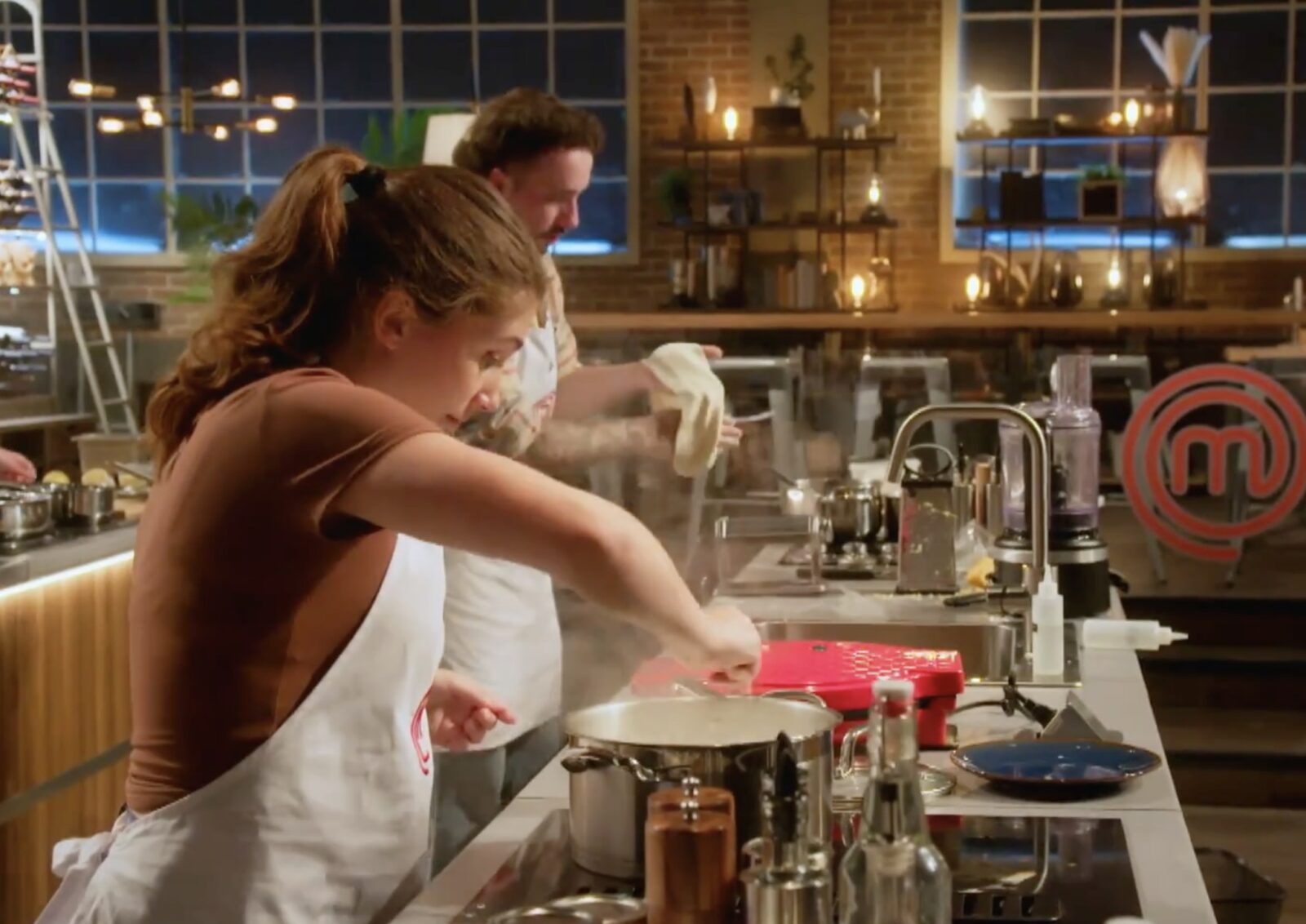 « Ça m’énerve et je panique ! » : moment de crise en cuisine à MasterChef Québec 1 « Ça m’énerve et je panique ! » : moment de crise en cuisine à MasterChef Québec Capture decran le 2025 10 07 a 20.28.32 « Ça m’énerve et je panique ! » : moment de crise en cuisine à MasterChef Québec