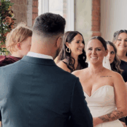 Capture decran le 2025 10 27 a 11.17.02 e1761578291725 Geneviève Everell s'est mariée à un humoriste connu [photos]