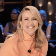 Capture decran le 2025 10 28 a 13.33.58 e1761672932783 Julie Bélanger fait une grande annonce concernant sa carrière