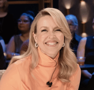 Capture decran le 2025 10 28 a 13.33.58 e1761672932783 Julie Bélanger fait une grande annonce concernant sa carrière