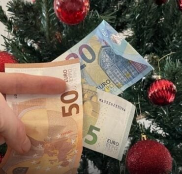 Capture decran 28 10 2025 03755 www.facebook.com Prime de Noël 2025 : qui y aura droit et quel montant attendre cette année