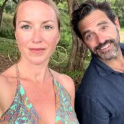 Capture decran 30 10 2025 04925 vedettequebec.com Le grand retour public de Guillaume Lemay-Thivierge : sourires, complicité et nouveau départ